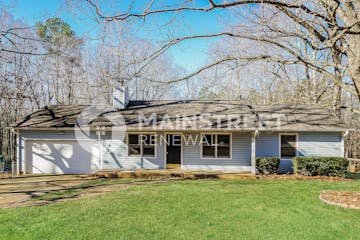 315 Bakers Bridge Circle Douglasville, GA 30134